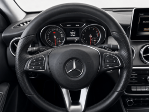 Mercedes-Benz GLA 180 Galerie