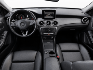 Mercedes-Benz GLA 180 Galerie