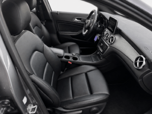 Mercedes-Benz GLA 180 Galerie